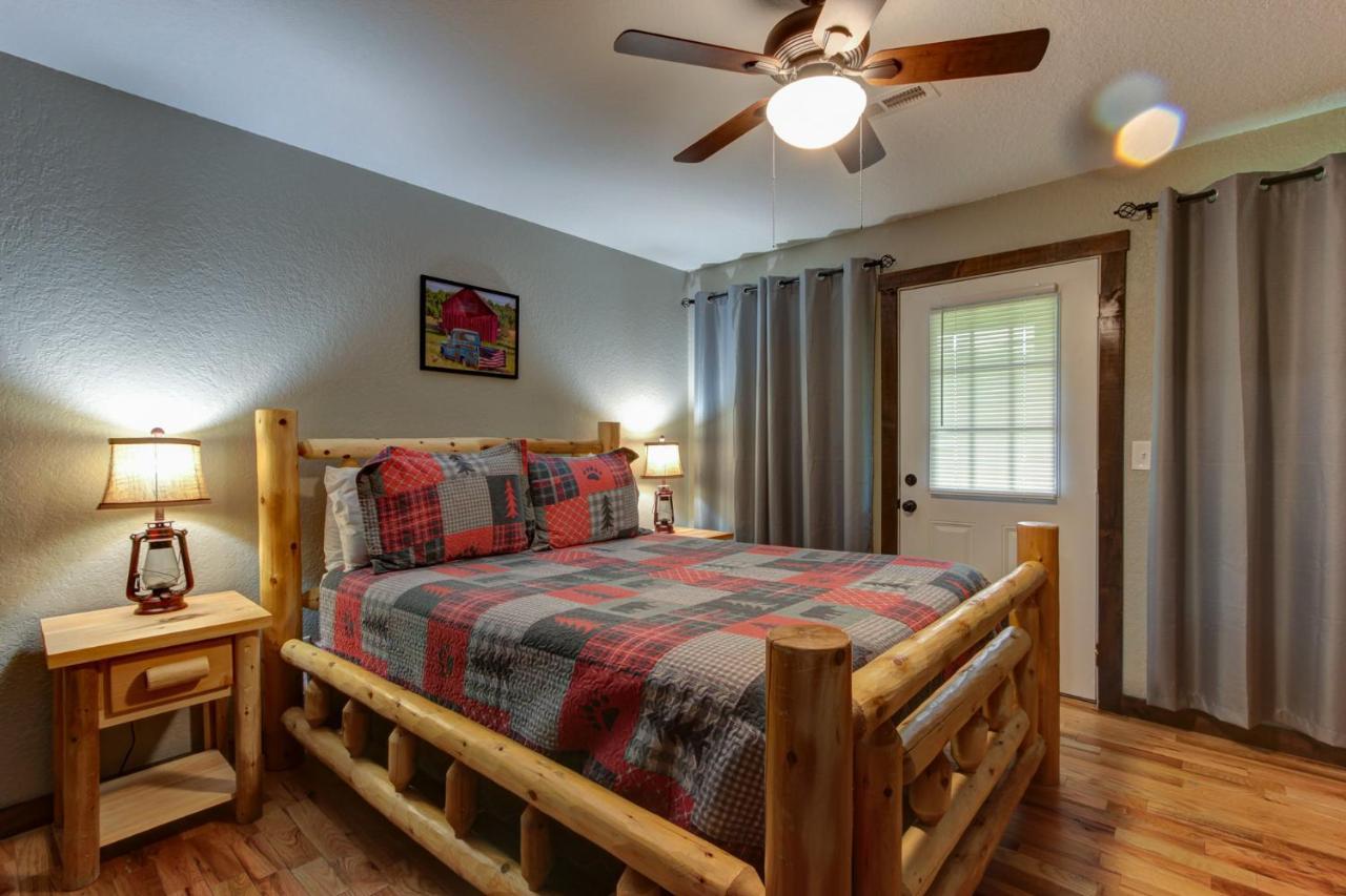 3 Master Bedrooms - Sleeps 10 - Location - Game Room - Hot Tub Pigeon Forge Esterno foto