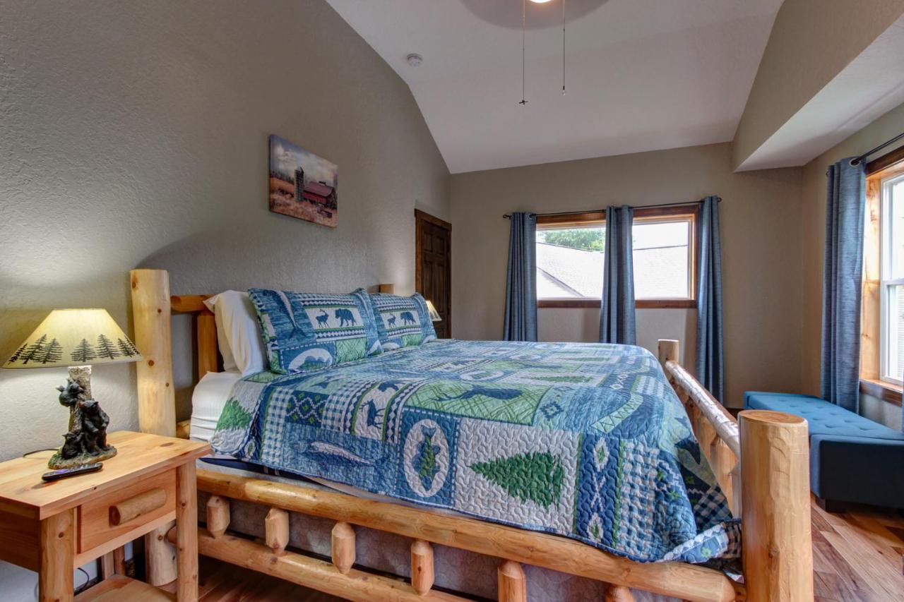 3 Master Bedrooms - Sleeps 10 - Location - Game Room - Hot Tub Pigeon Forge Esterno foto