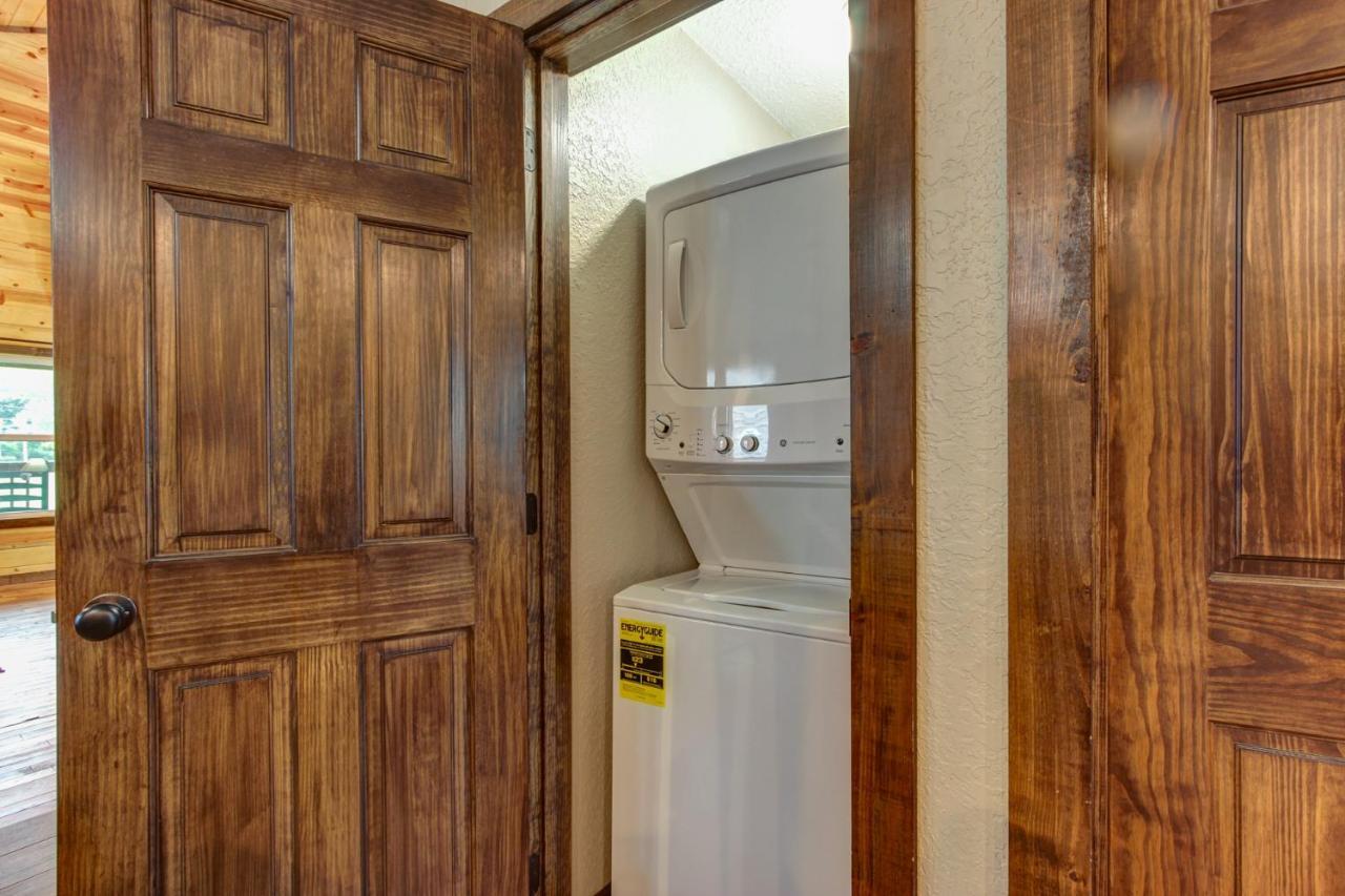 3 Master Bedrooms - Sleeps 10 - Location - Game Room - Hot Tub Pigeon Forge Esterno foto