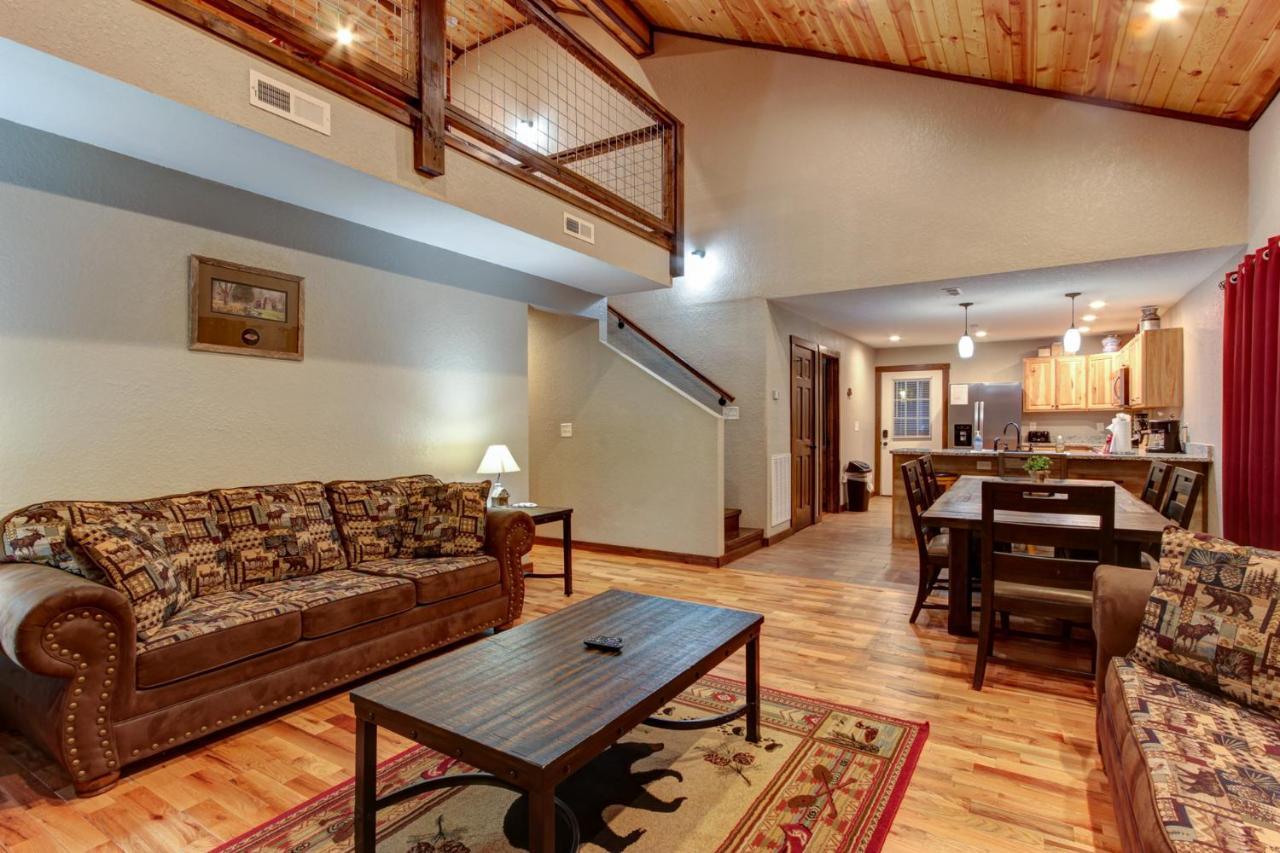3 Master Bedrooms - Sleeps 10 - Location - Game Room - Hot Tub Pigeon Forge Esterno foto