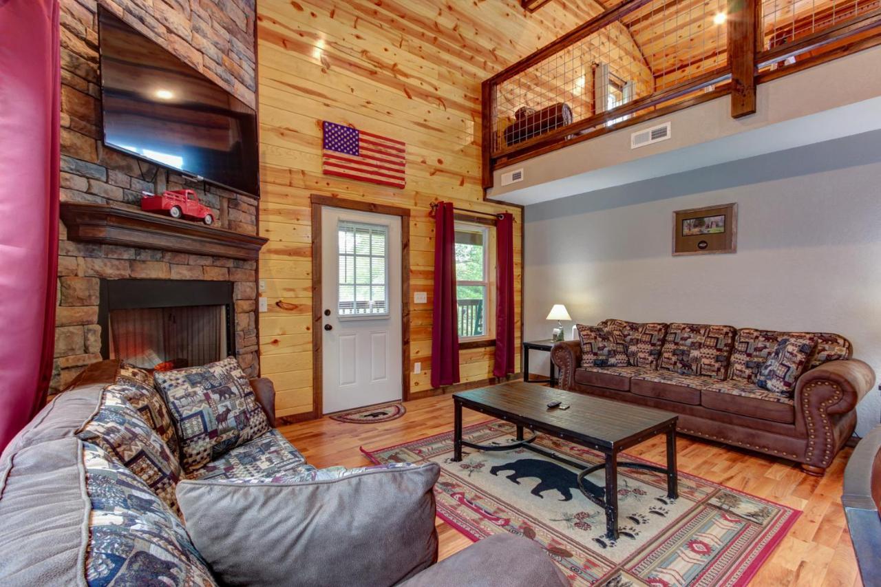 3 Master Bedrooms - Sleeps 10 - Location - Game Room - Hot Tub Pigeon Forge Esterno foto