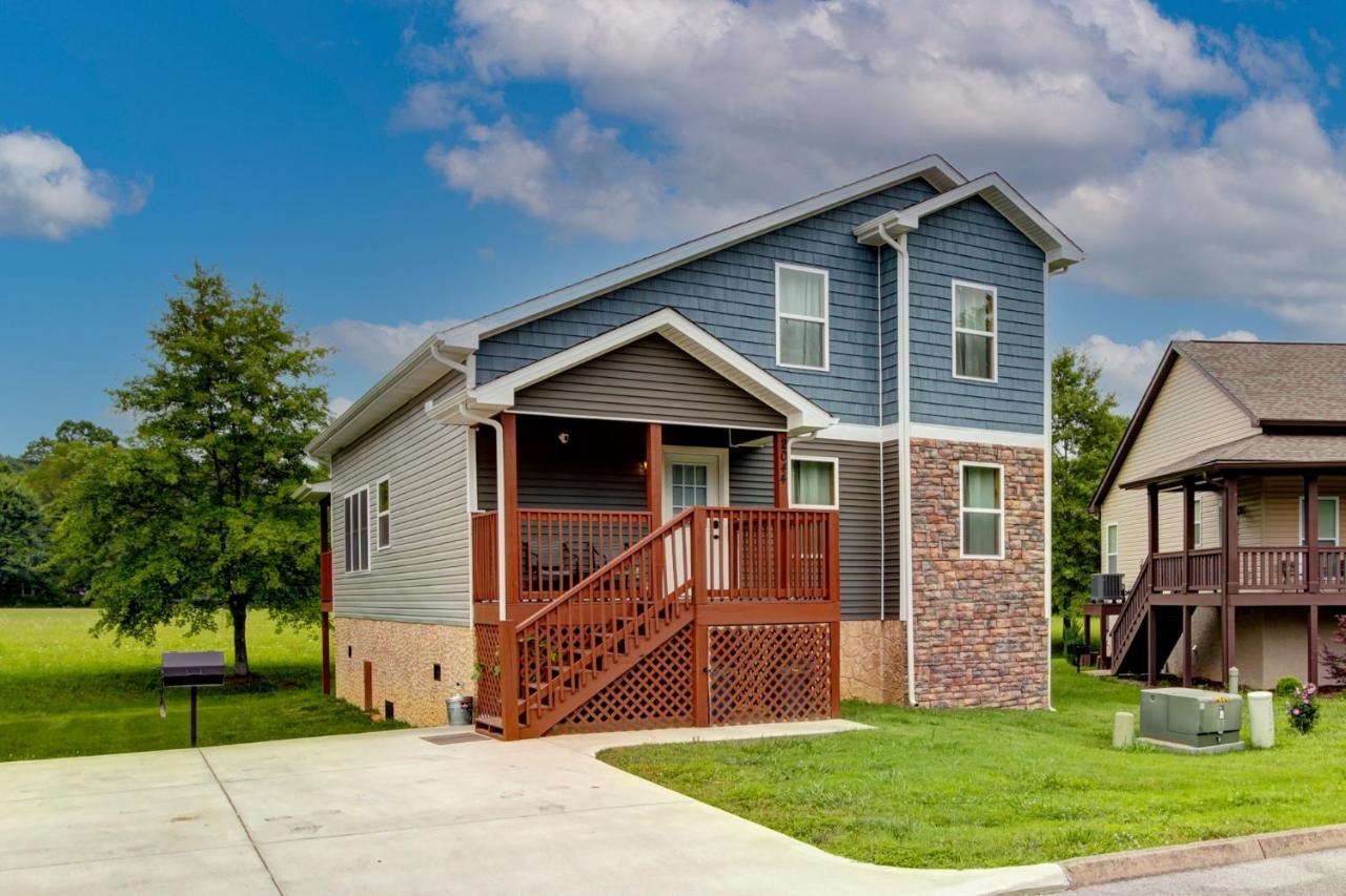 3 Master Bedrooms - Sleeps 10 - Location - Game Room - Hot Tub Pigeon Forge Esterno foto